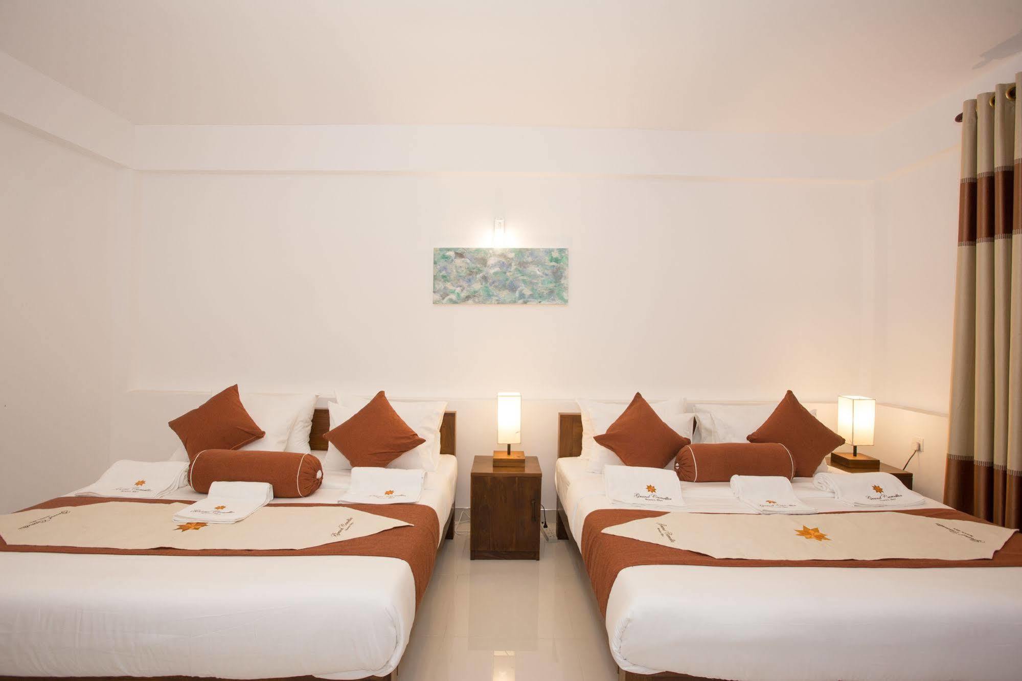 נוארה אליה Grand Camellia Hotel מראה חיצוני תמונה