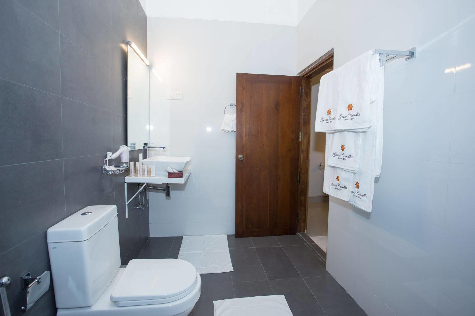 נוארה אליה Grand Camellia Hotel מראה חיצוני תמונה